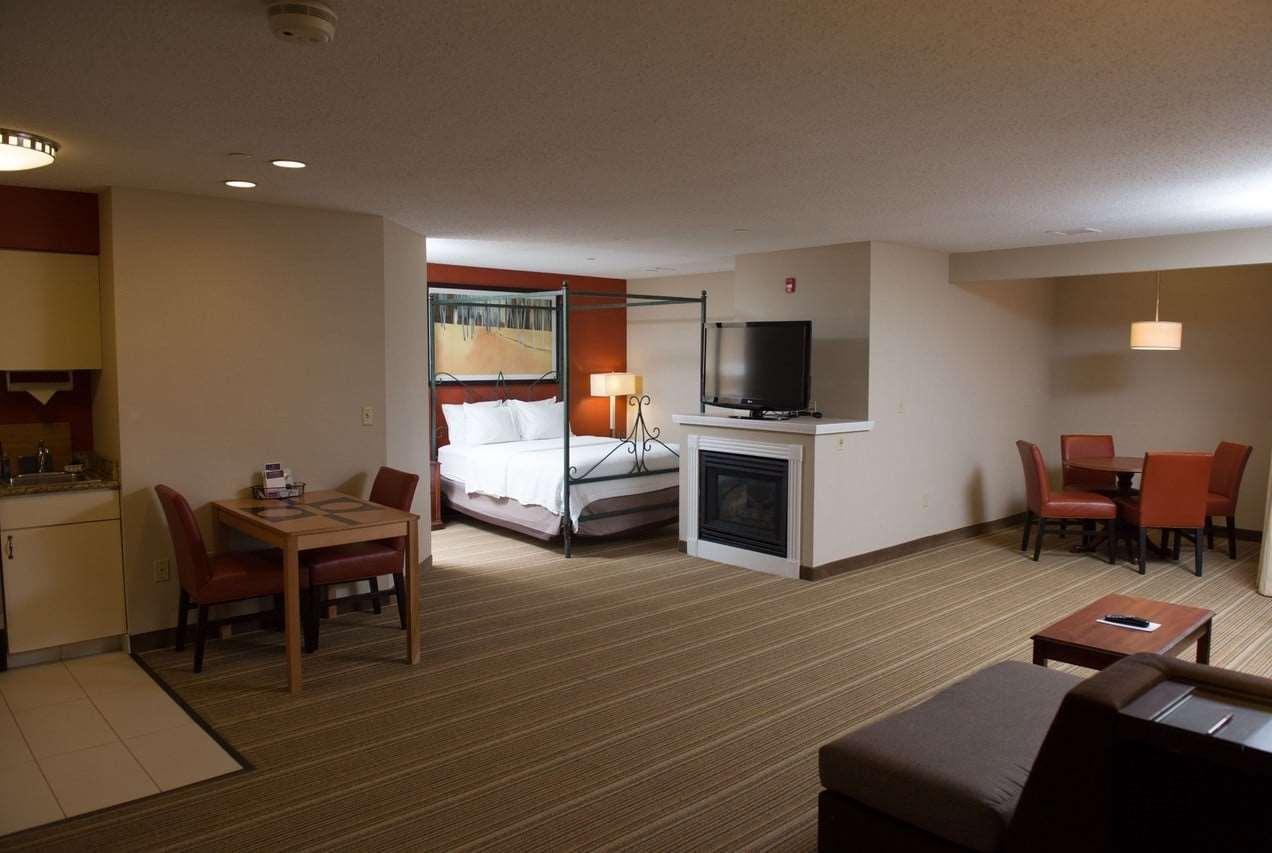 Hawthorn Suites By Wyndham Erie Kearsarge Екстер'єр фото