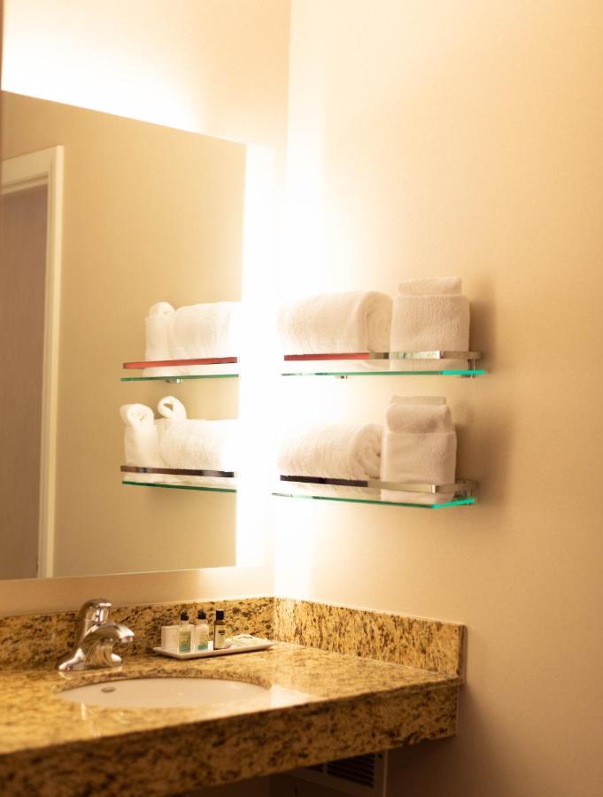 Hawthorn Suites By Wyndham Erie Kearsarge Екстер'єр фото